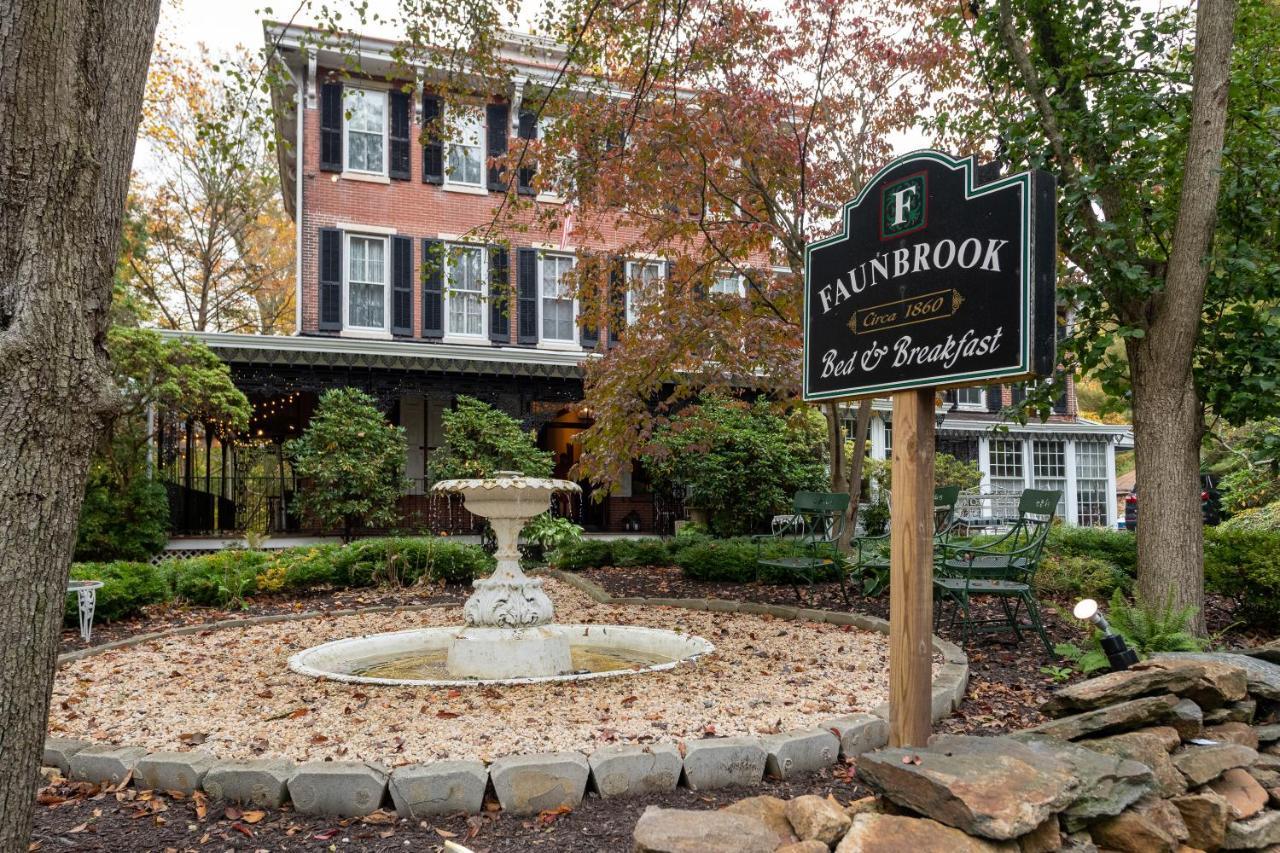 Faunbrook Bed & Breakfast (Adults Only) West Chester Extérieur photo
