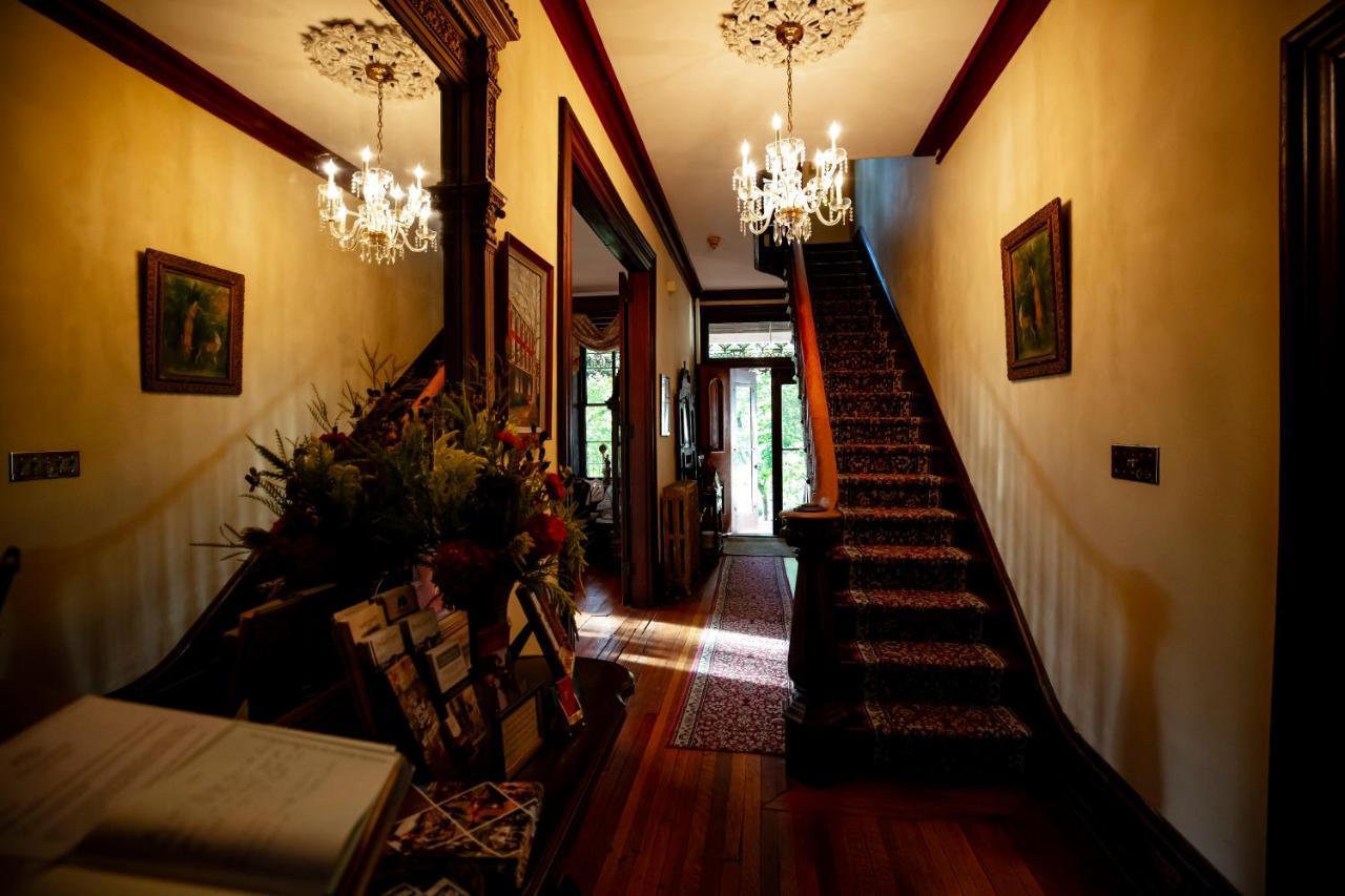 Faunbrook Bed & Breakfast (Adults Only) West Chester Extérieur photo